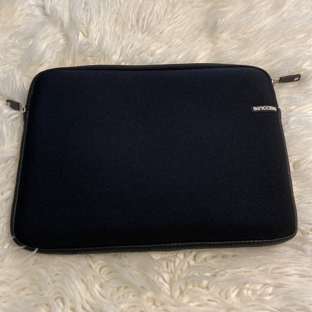 INCASE Laptop Case